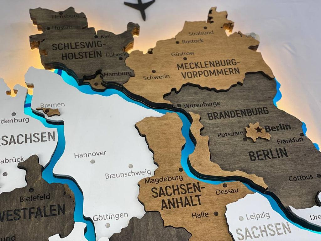 Багатошарова карта Німеччини з підсвіткою річок колір Temptation