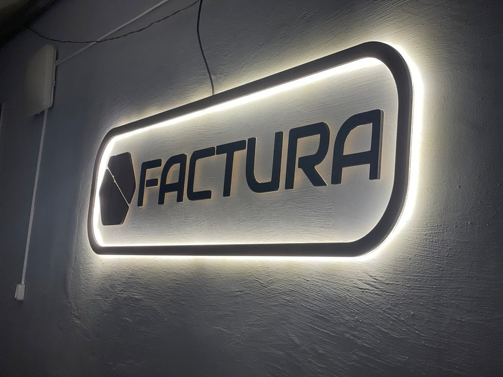 Індивідуальні настінні логотипи з LED-підсвіткою Factura